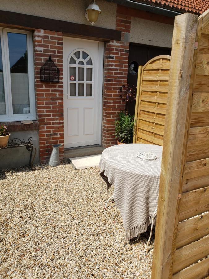Homestay Chez Didier Et Vero Houville-la-Branche